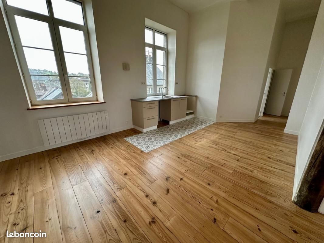 Appartement à louer, 104m², Saint-Georges-des-Groseillers