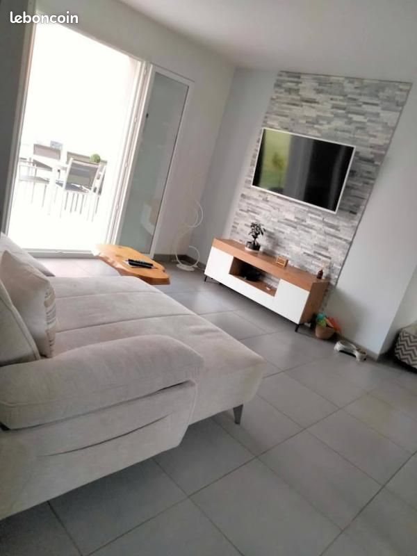 Maison à louer, 90m², Villeneuve-de-Berg