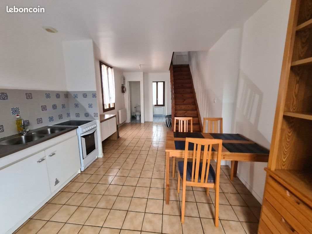 Maison à louer, 40m², Conches-en-Ouche