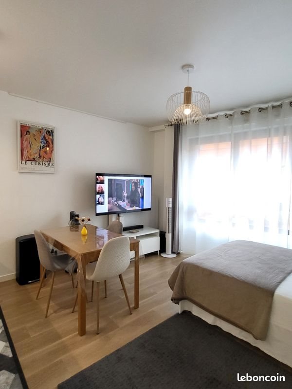 Appartement à louer, 30m², Paris 20ème