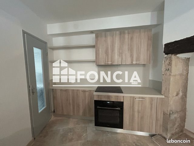 Maison à louer, 83m², Gourdon