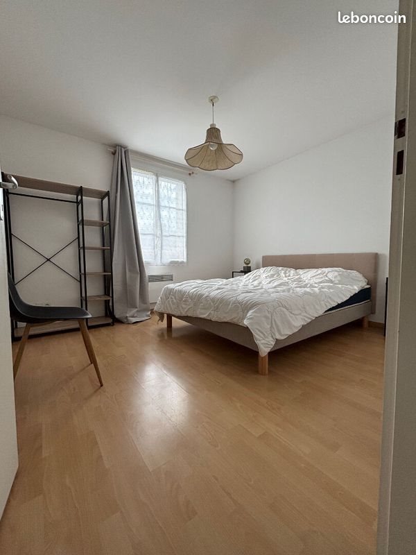 Appartement à louer, 89m², Pont-l'Abbé