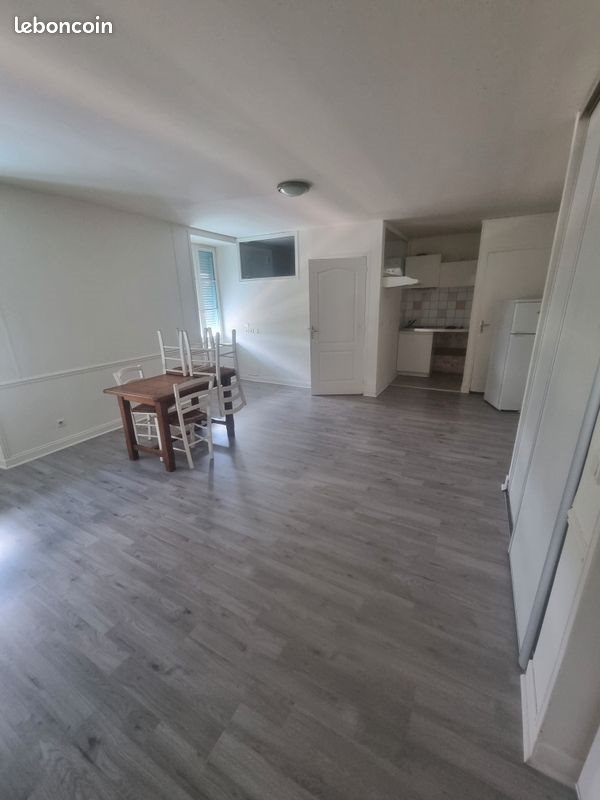 Appartement à louer, 40m², Melesse