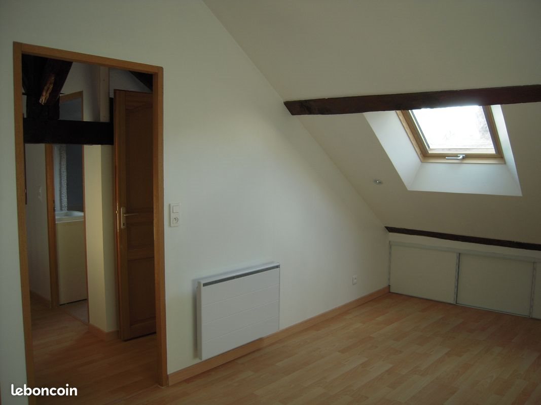 Appartement à louer, 81m², Herry
