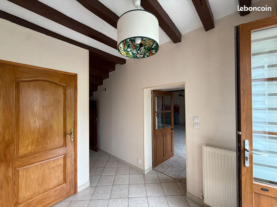 Maison à louer, 99m², Beuxes
