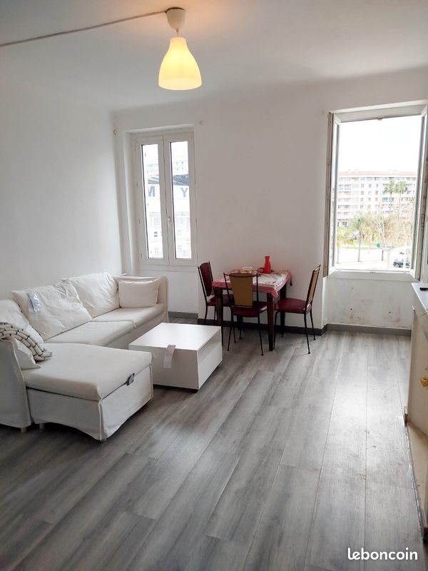 Appartement à louer, 41m², Toulon
