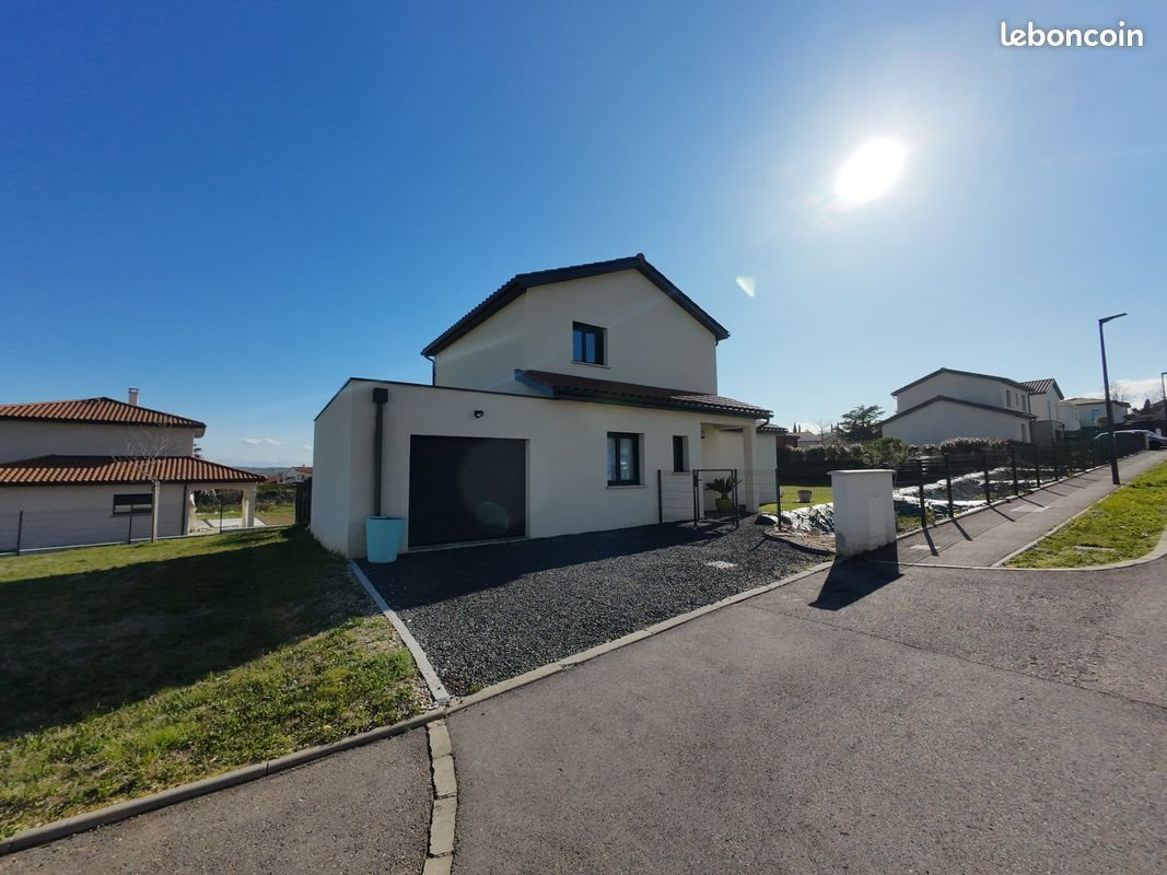 Maison à vendre, 113m², Charly