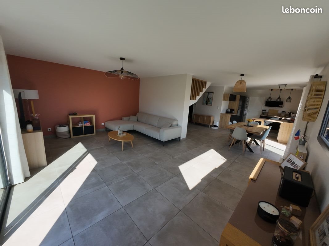Maison à vendre, 113m², Charly