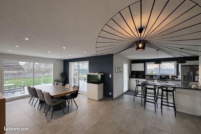 Maison à vendre, 200m², Baverans