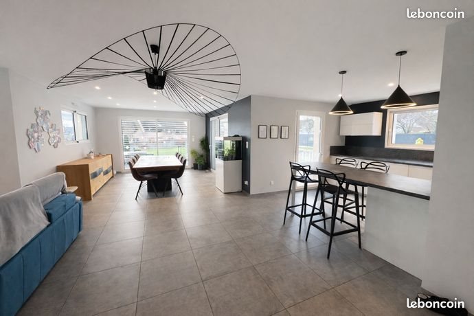 Maison à vendre, 200m², Baverans