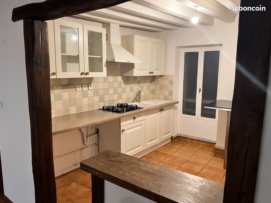 Appartement à louer, 59m², Marines