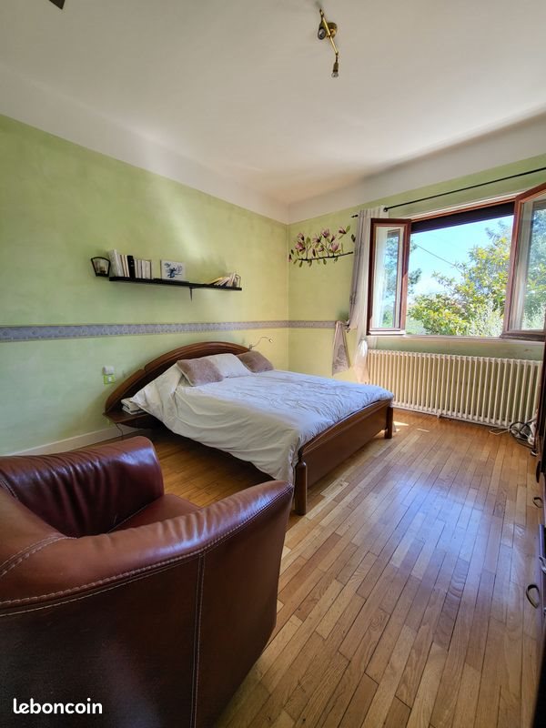 Maison à louer, 250m², Vénissieux