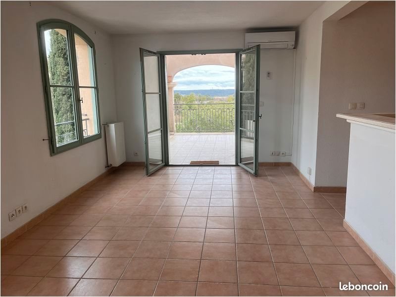 Appartement à louer, 72m², Uzès
