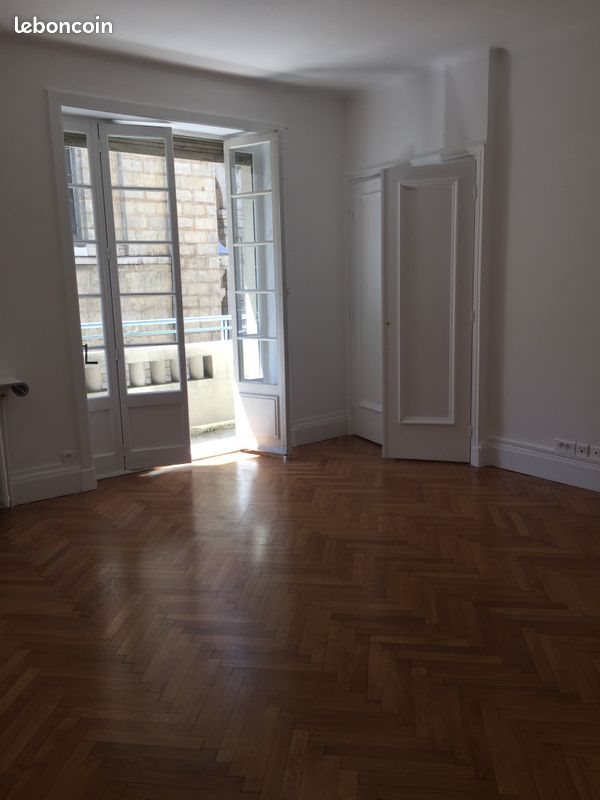 Appartement à louer, 97m², Lyon 6ème