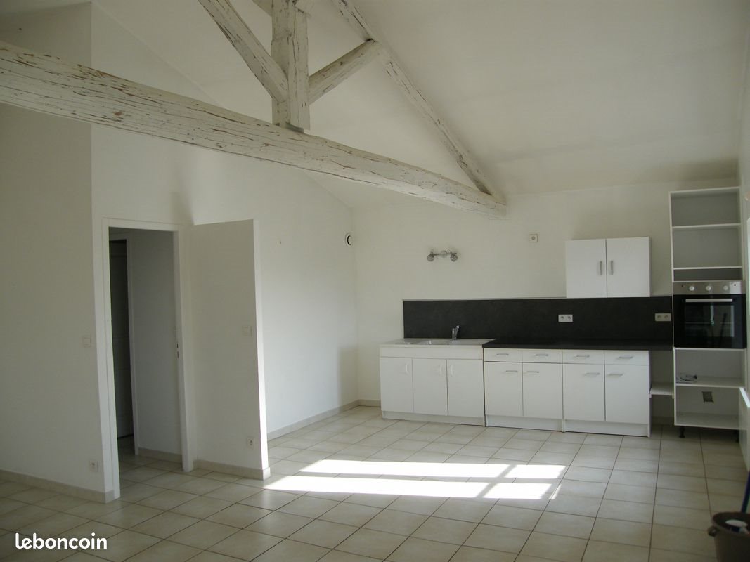 Appartement à louer, 100m², Grillon