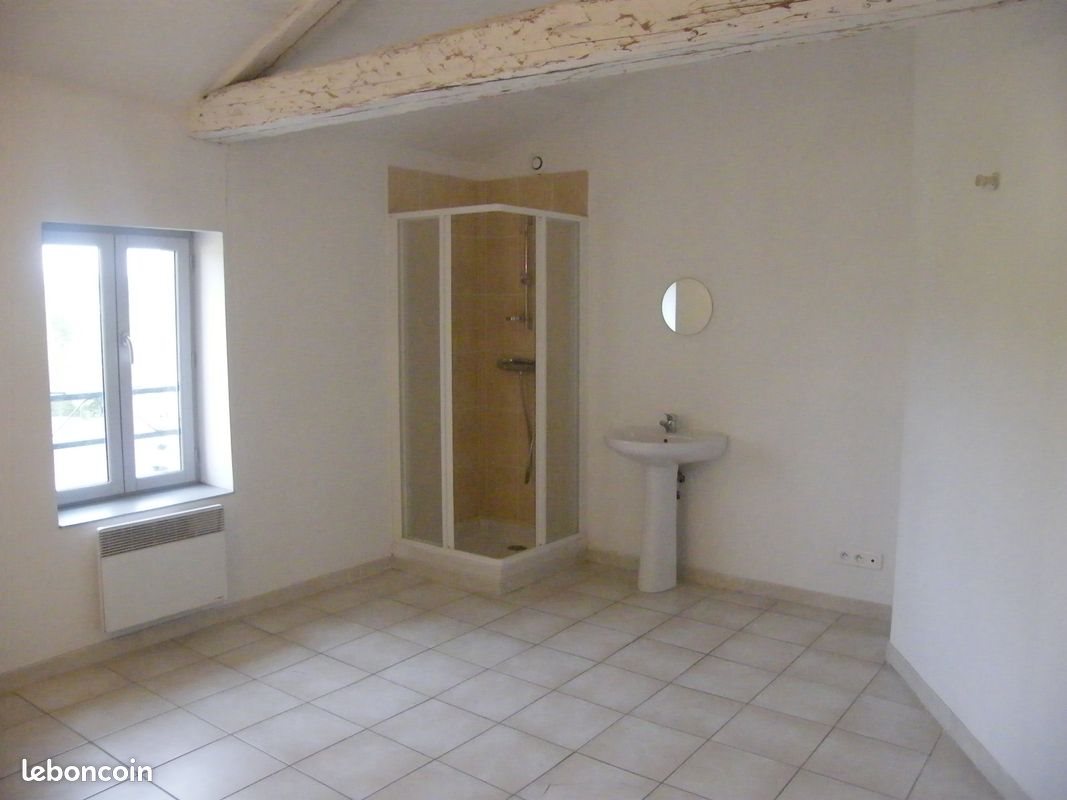 Appartement à louer, 100m², Grillon