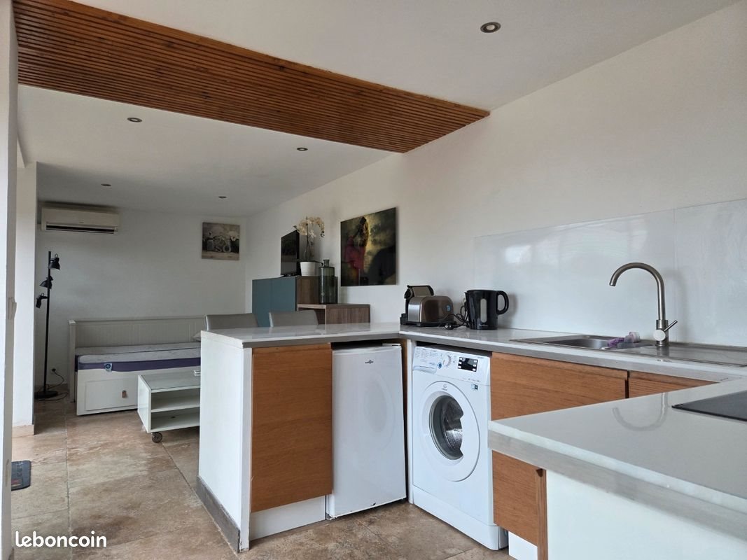 Appartement à louer, 21m², Marseille 15ème