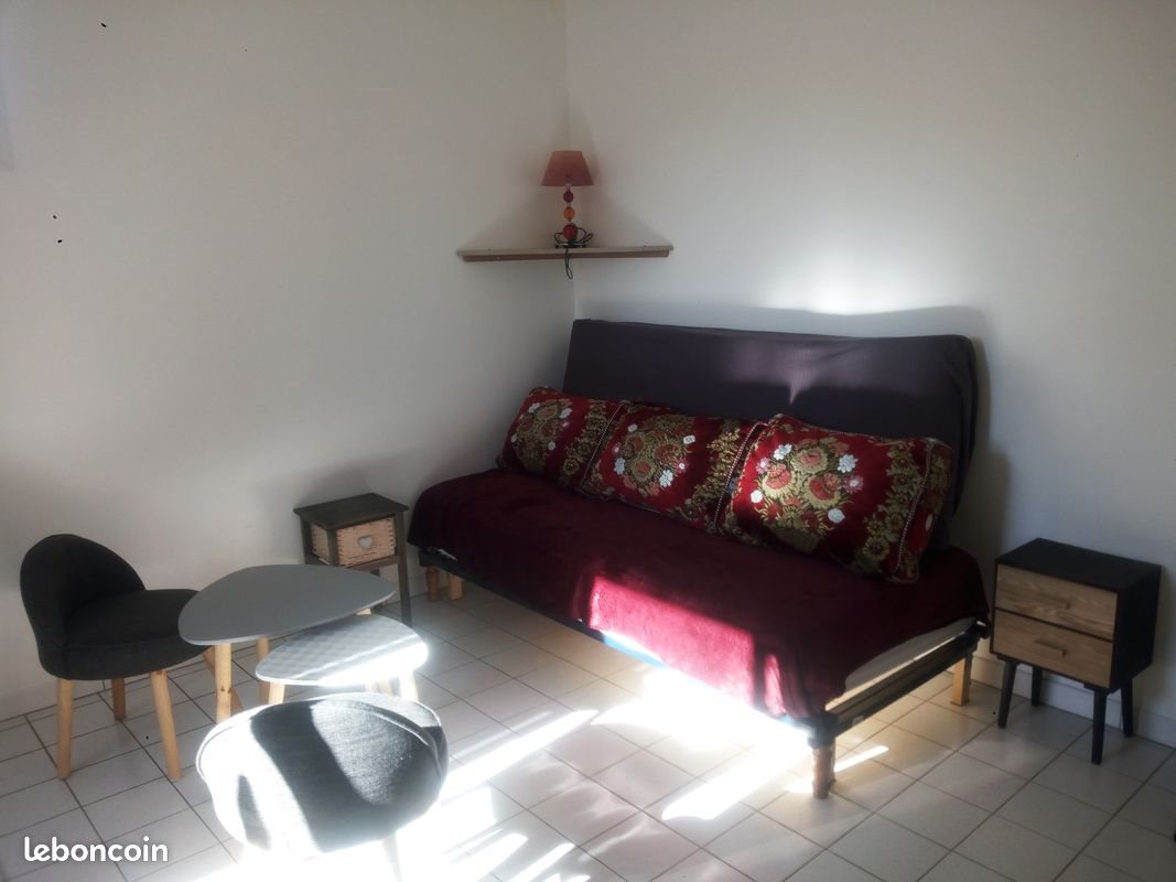 Appartement à louer, 26m², Saint-Rémy-l'Honoré