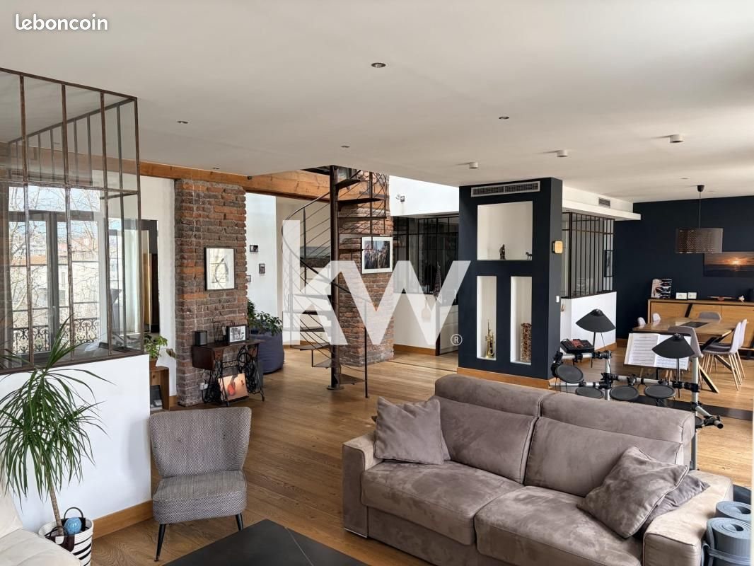 Appartement à vendre, 230m², Saint-Etienne