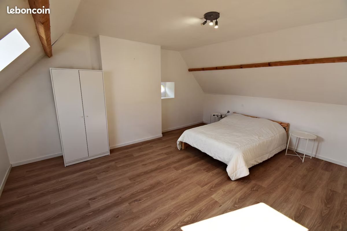 Appartement à louer, 90m², Mont-Notre-Dame