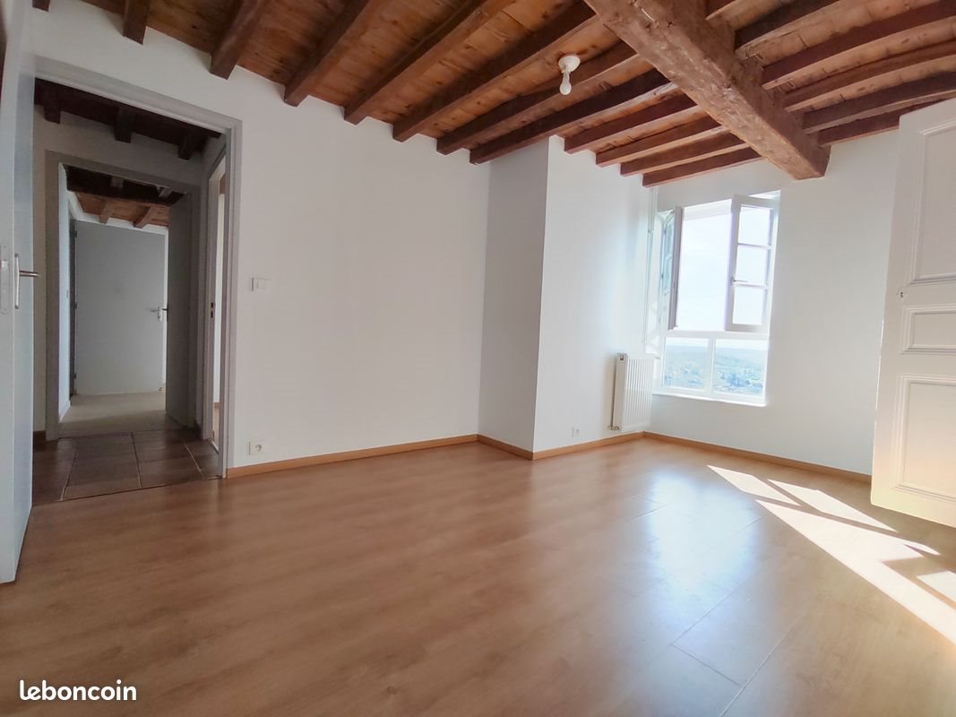 Appartement à louer, 85m², Thiers