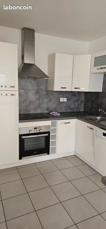 Appartement à louer, 82m², Reims