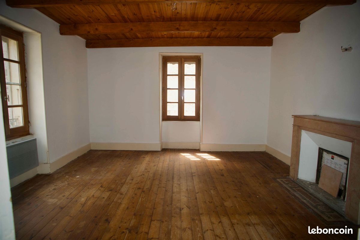 Appartement à louer, 97m², Grillon