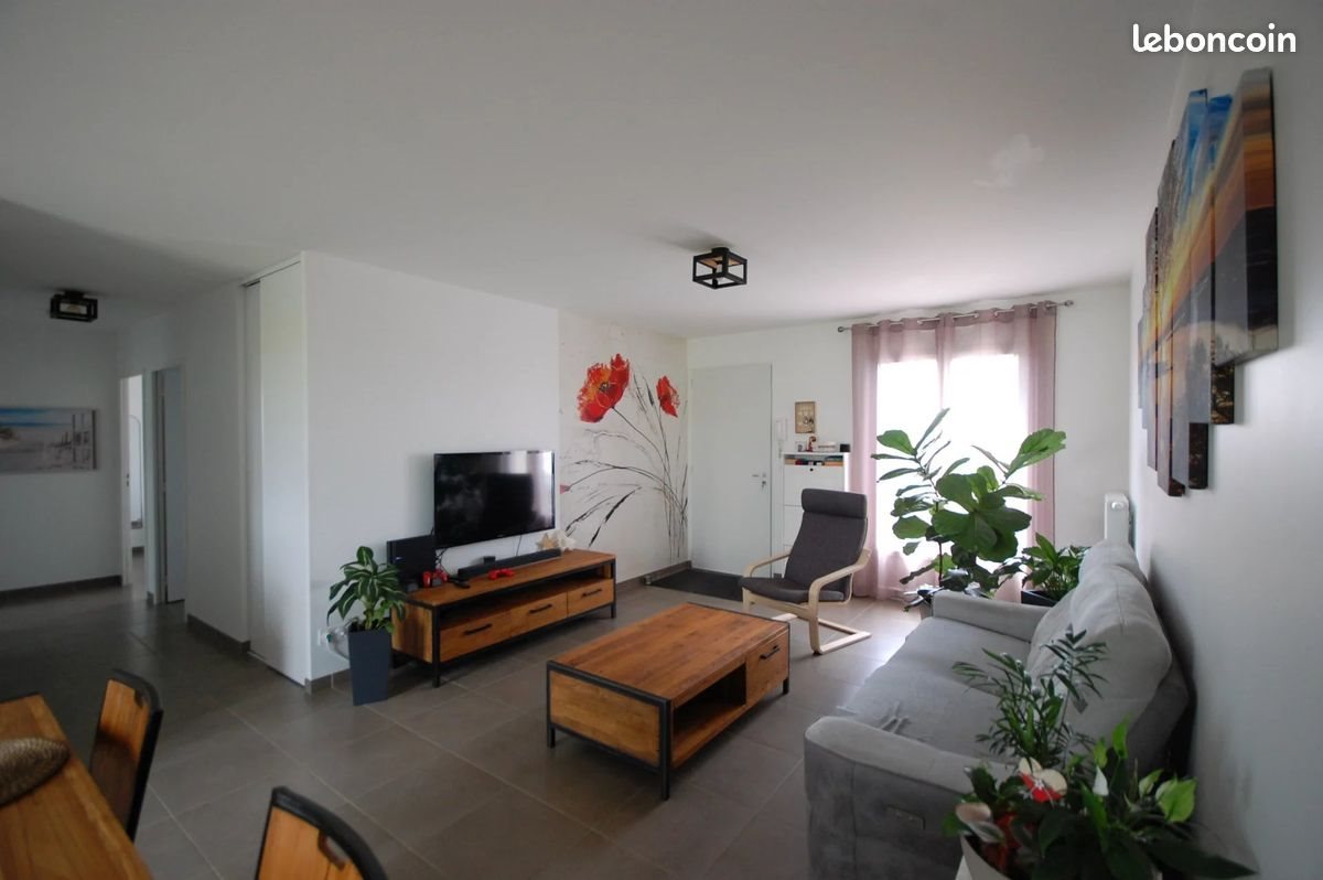 Maison à louer, 83m², Le Bardon