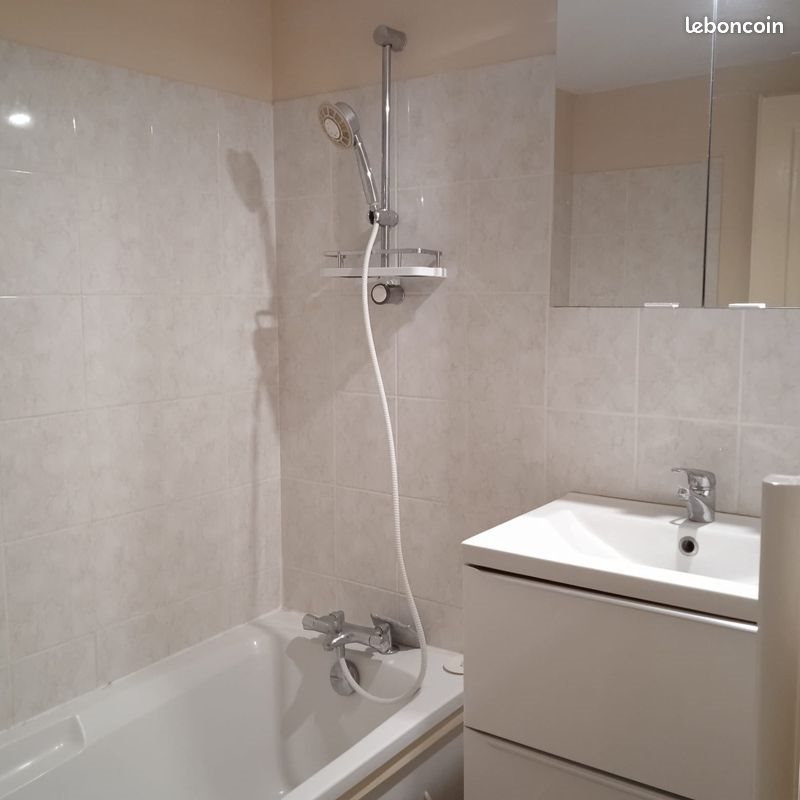 Appartement à louer, 63m², Bourret