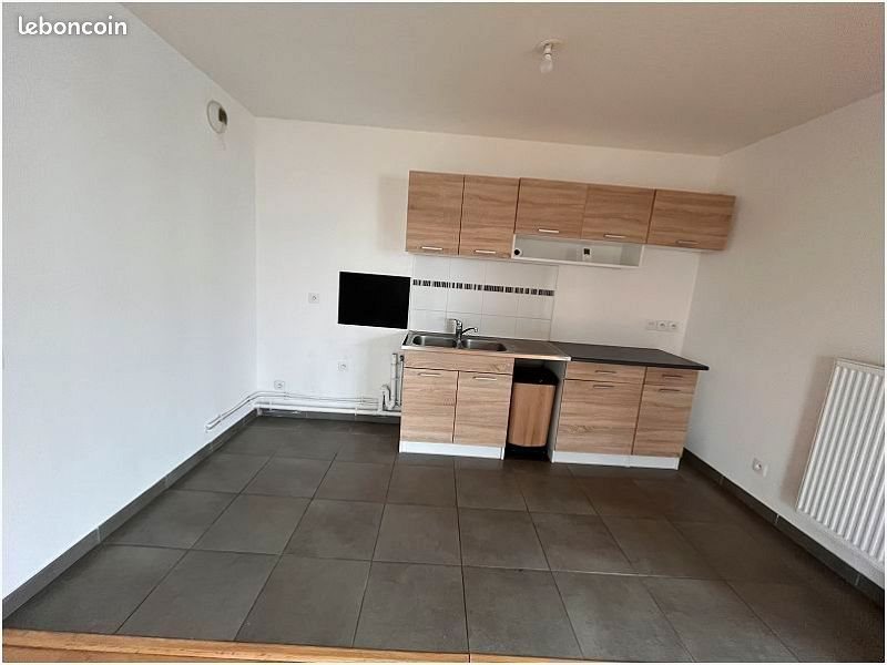 Appartement à louer, 65m², Wattignies