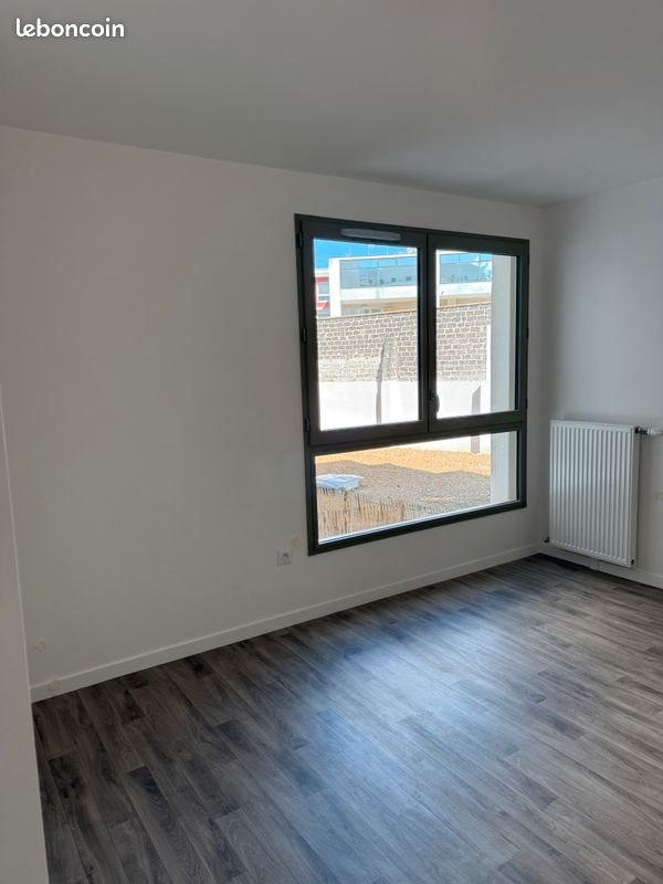 Appartement à louer, 44m², Stains