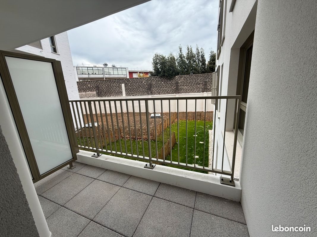 Appartement à louer, 44m², Stains
