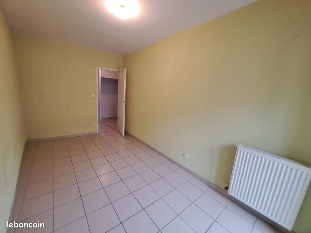 Appartement à louer, 68m², Beaurepaire