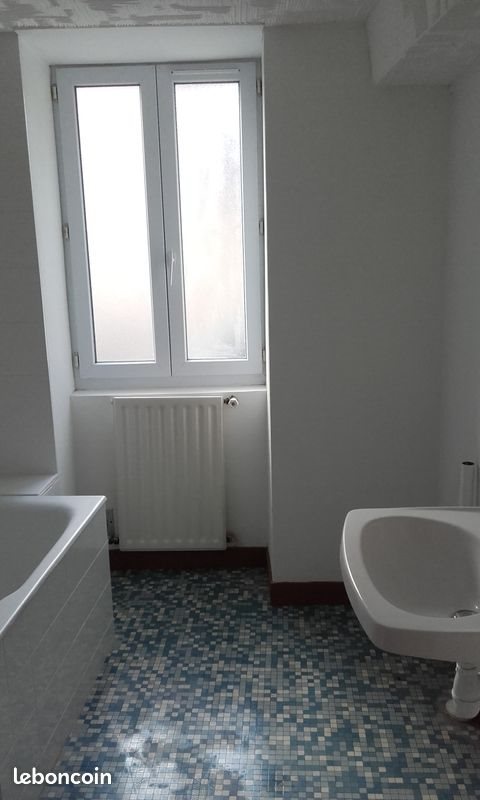 Maison à louer, 50m², Saint-Jean-sur-Mayenne