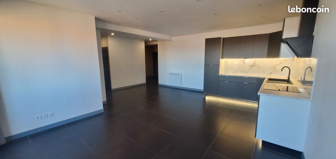 Appartement à louer, 76m², Annoeullin