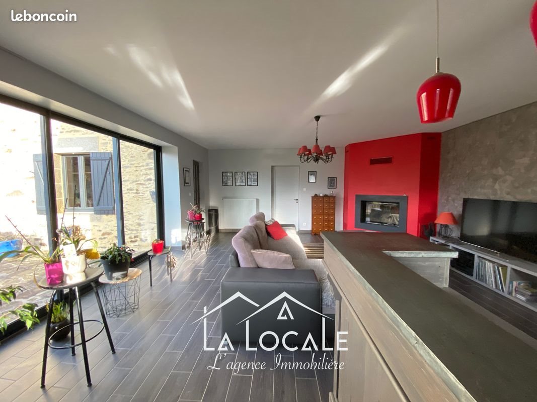 Maison à vendre, 204m², Eyjeaux