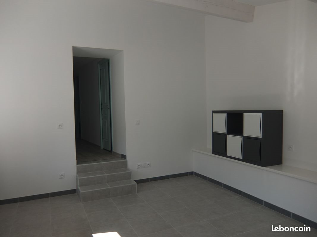 Maison à louer, 47m², Leuc