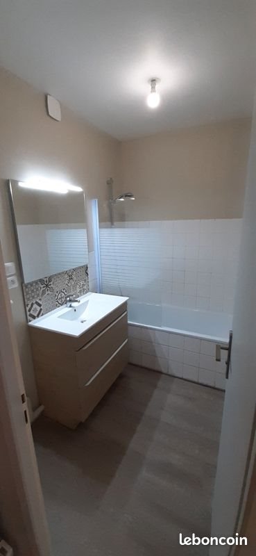 Appartement à louer, 50m², Saint-Amand-Montrond