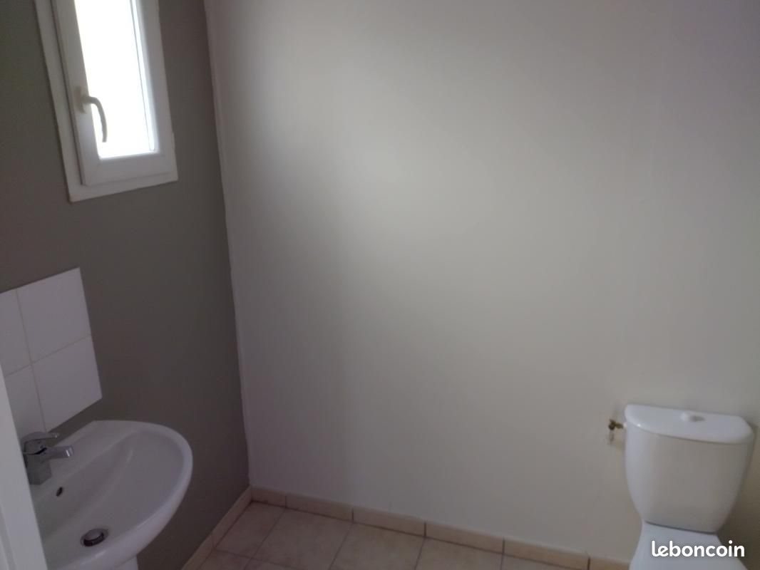 Appartement à louer, 90m², L'Hospitalet-du-Larzac