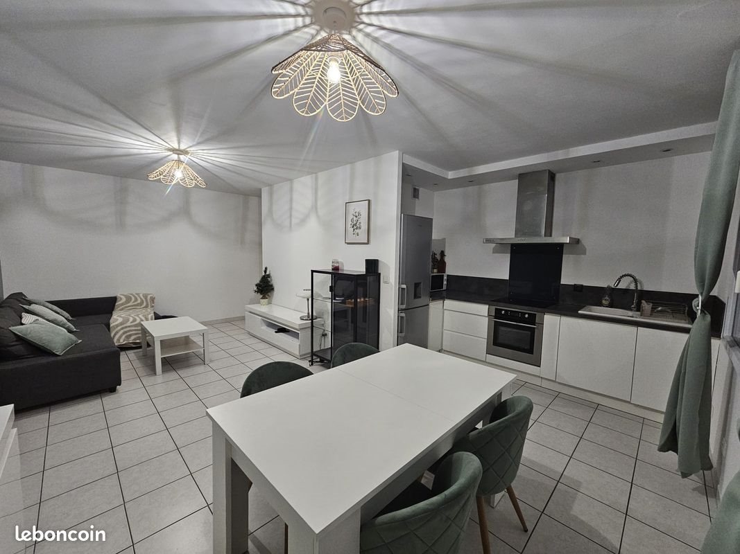 Appartement à louer, 48m², Châteaurenard