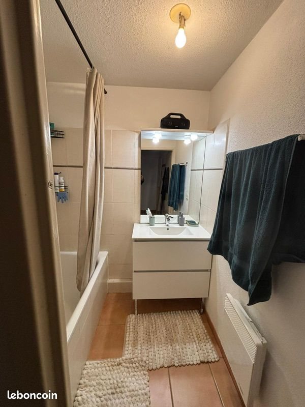 Appartement à louer, 42m², Vedène