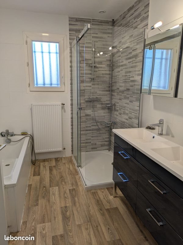 Maison à louer, 90m², Adé