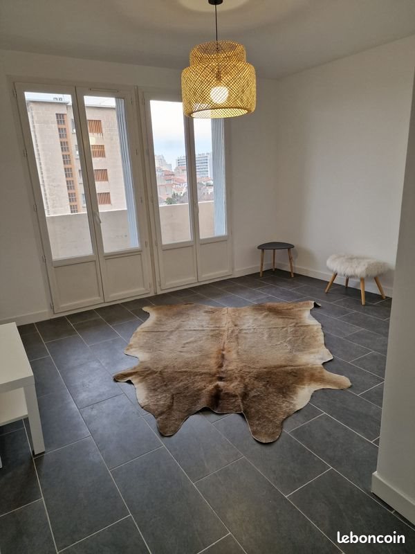 Appartement à louer, 42m², Marseille 4ème