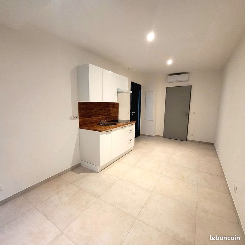 Appartement à louer, 20m², Saint-Zacharie