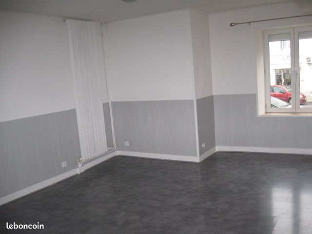 Maison à louer, 1004m², Lezoux