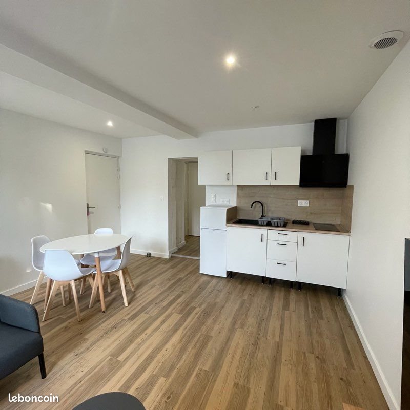 Appartement à louer, 40m², Pérignac