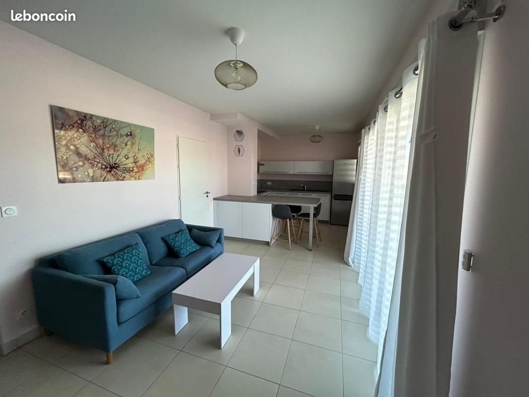 Appartement à louer, 44m², Vedène