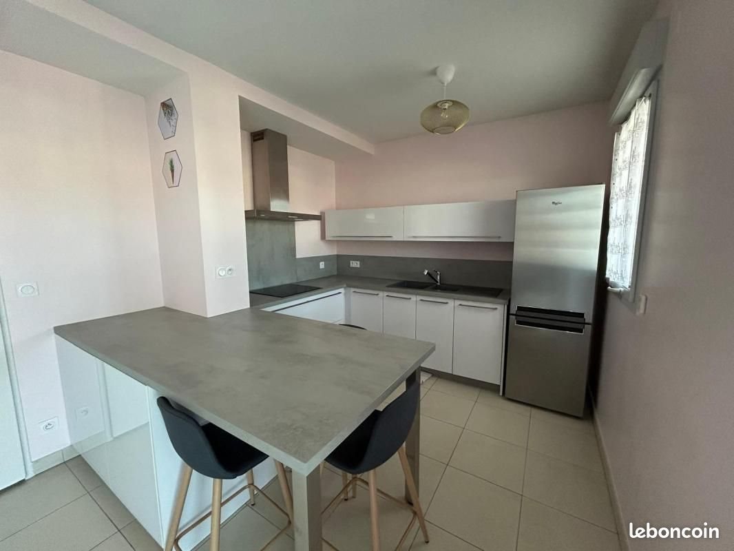 Appartement à louer, 44m², Vedène