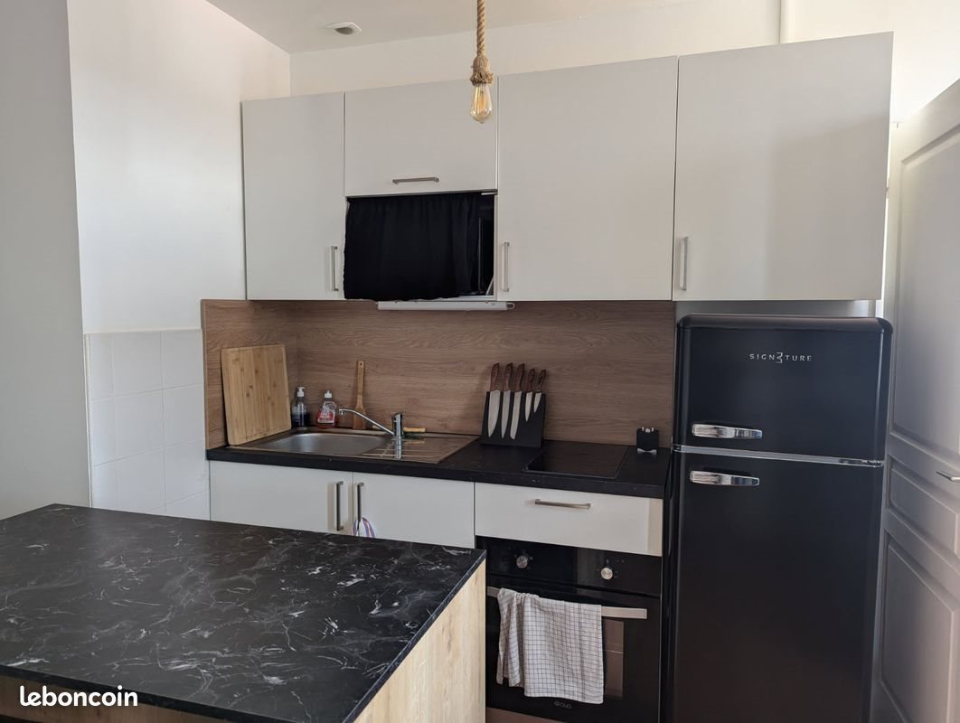 Appartement à louer, 29m², Lagnieu