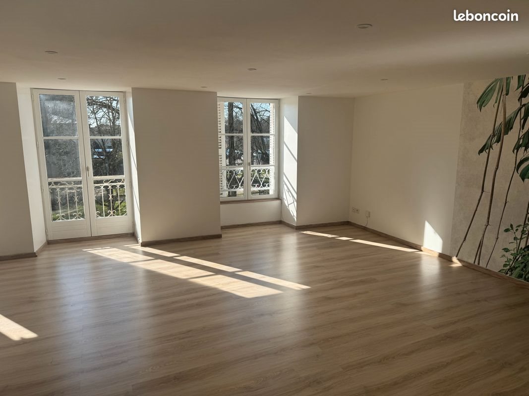 Appartement à louer, 107m², Langres